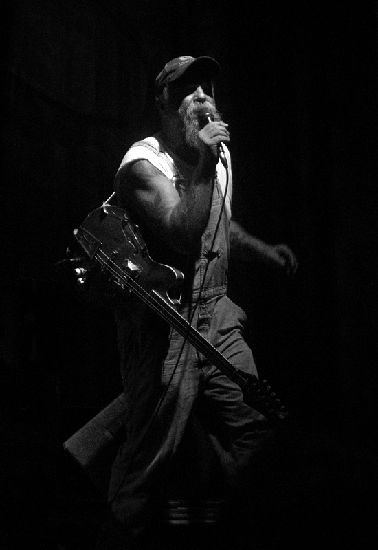 seasick steve black and white