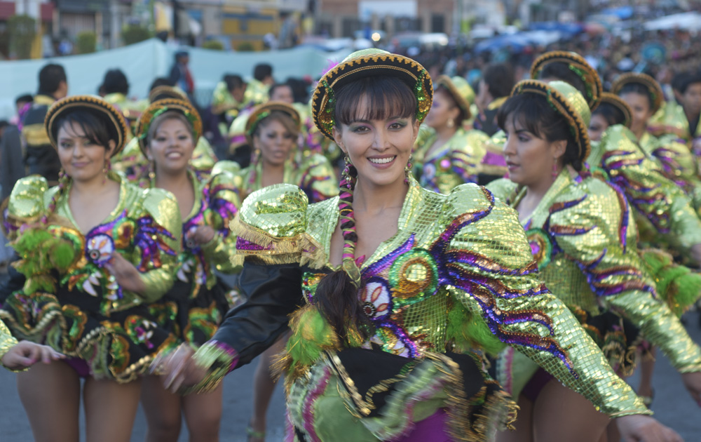 pretty girls make graves